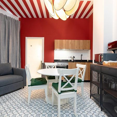 The Little Village Apartments Valencia Exterior foto